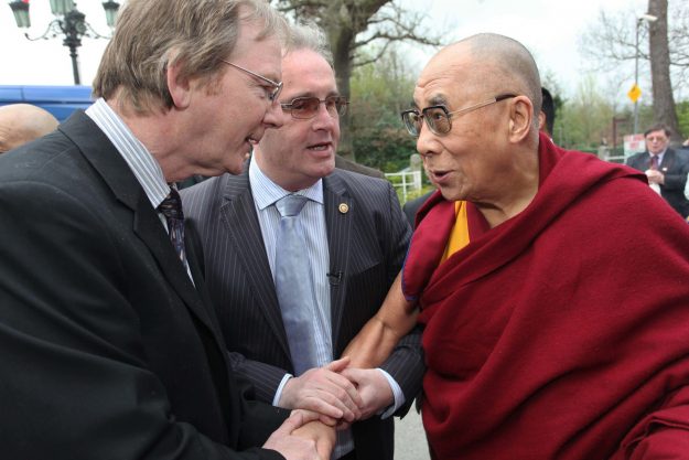 Joe Murray Greets the Dalai Lama